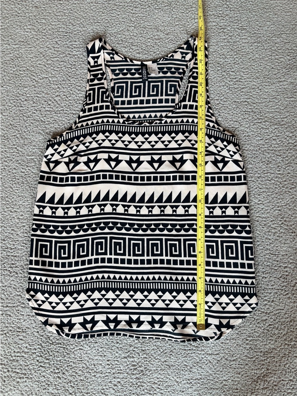 Western Graphic Racerback Scoop Neck Tank Top Black and White Size 4/XS - Picture 6 of 9